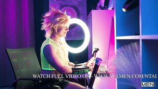 Ficken Der Hentai Cosplayer / Hot / Drake Von, Noah Way