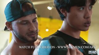 Pumpen des Fitnessstudios Bruder / Hot / Parker Savage, Jay Wu