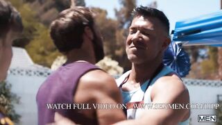 Flipping Cookout Fiasko / Hot / Bruce Beckham, Jake Preston, Dom King