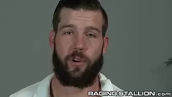Interracial Buttfucking Hunks At TSA Checkpoint