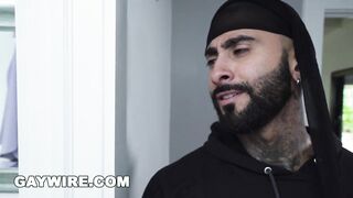 Gay - Home Invader Rikk York Bangs Aaron Trainer