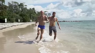 Gay - Trevor Laster Gets Good Pump On The Beach With Wesley Woods