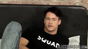 Naughty twinks Felix Chase strokes it like its hot