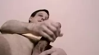 Amateur dude Chris solo strokes after an interview