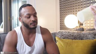 Maxx Monroe Gets His Tight Butthole Pounded