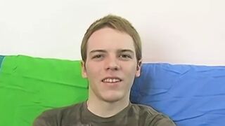 Little twink Matt Phoenix masturbates solo after interview