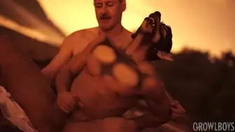 Daddy Barebacks Werewolf Furry - Cartoon Yaoi Gay Transformation Cum Inside