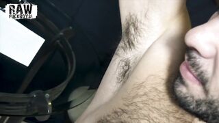 Furry muscle bottom gets anon load from muscle top